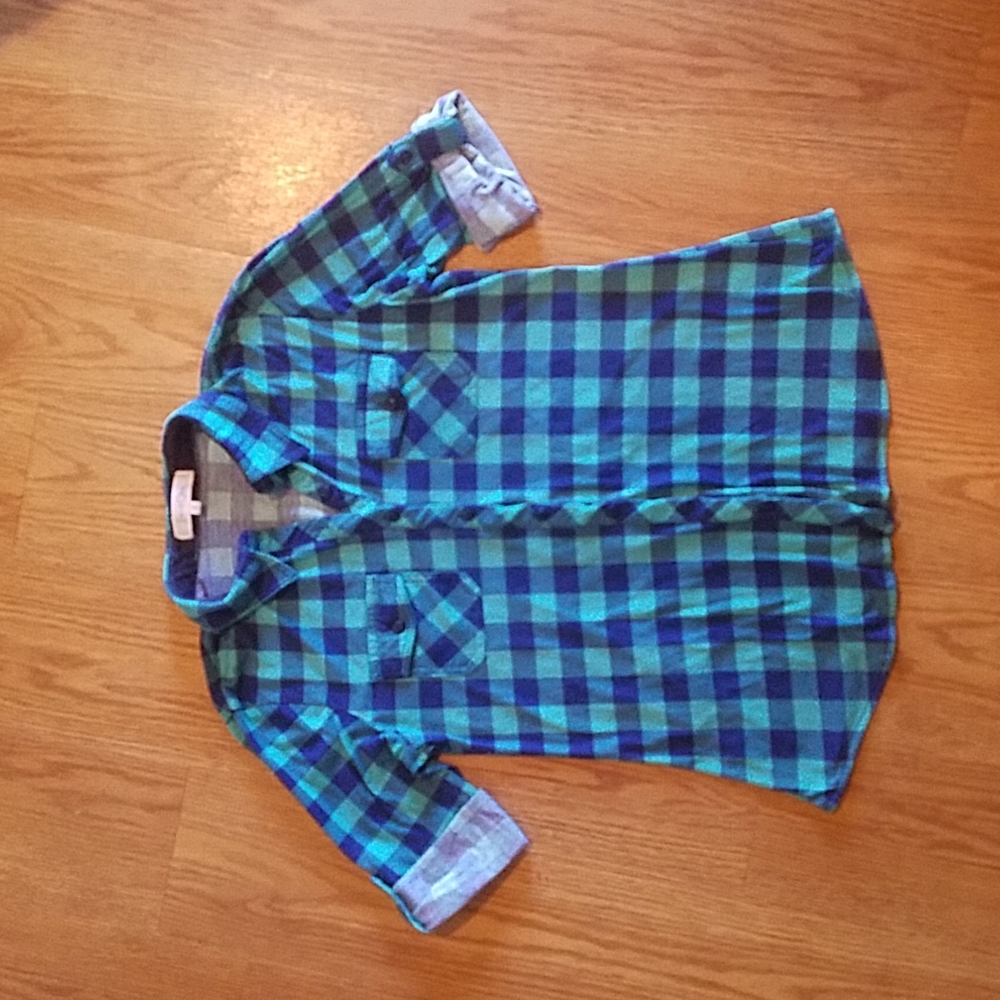 Eden & Olivia flannel 3/4 sleeve top